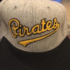 Cooperstown Pittsburgh Pirates Fitted Hat Classic